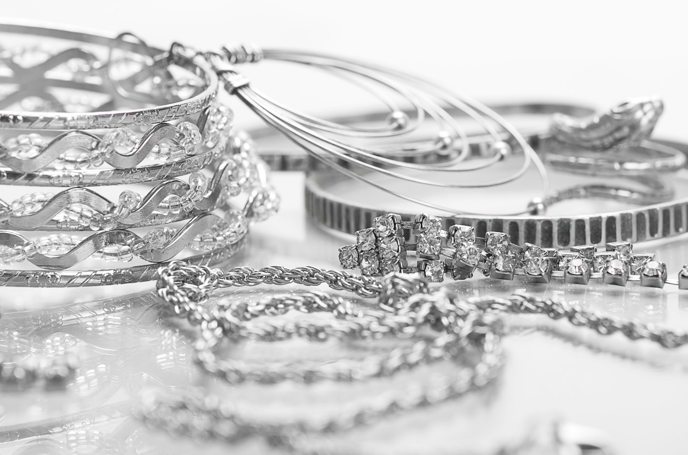 What is the Difference between Pure Silver and Sterling Silver?